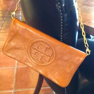 Tory Burch clutch and/or shoulder bag!